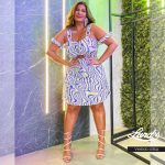 vestido curto plus size estampado