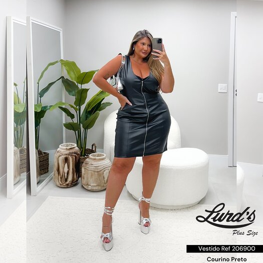 Vestido Plus Size Courino Marrie Ref 206900 Preto 