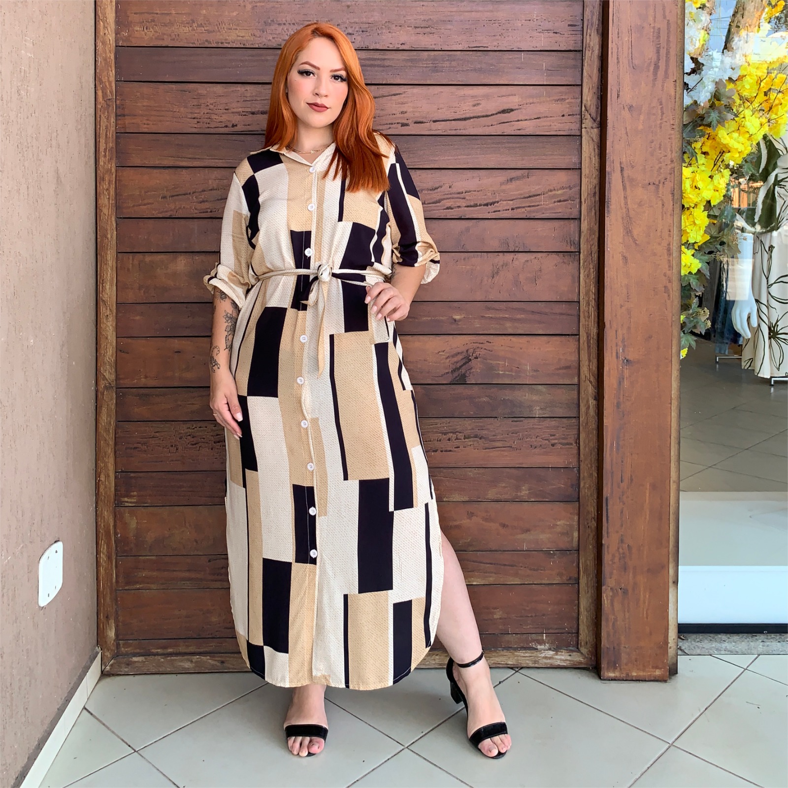 Vestido Mid Plus Size Manga Curta Ref 206681 Estampa Bege