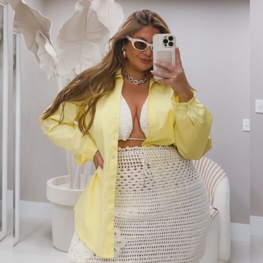 Camisa Feminina Plus Size Alongada com Manga Ref 748590 Amarelo