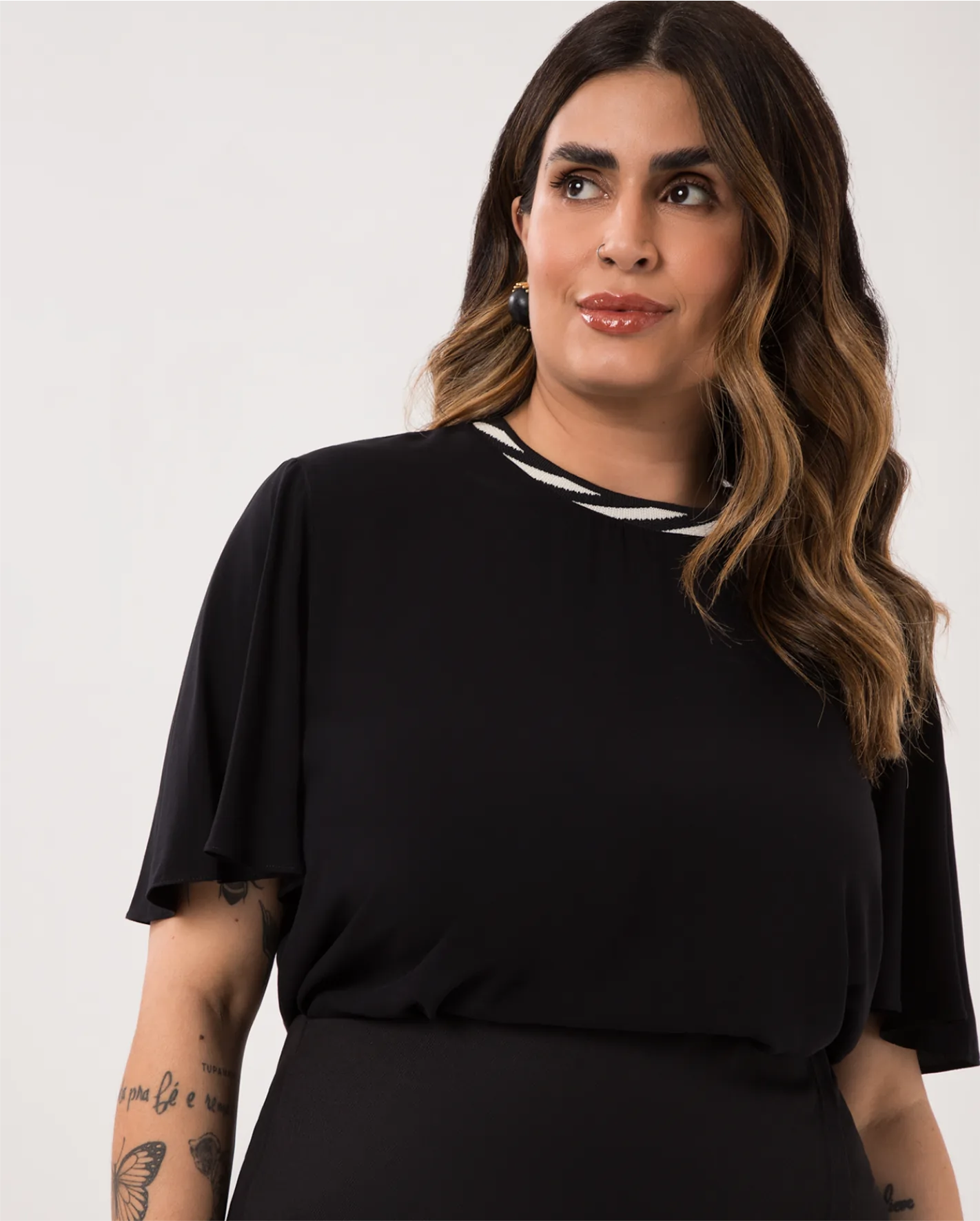 Blusa Feminina Plus Size Manga Curta Ref C0309 Preto