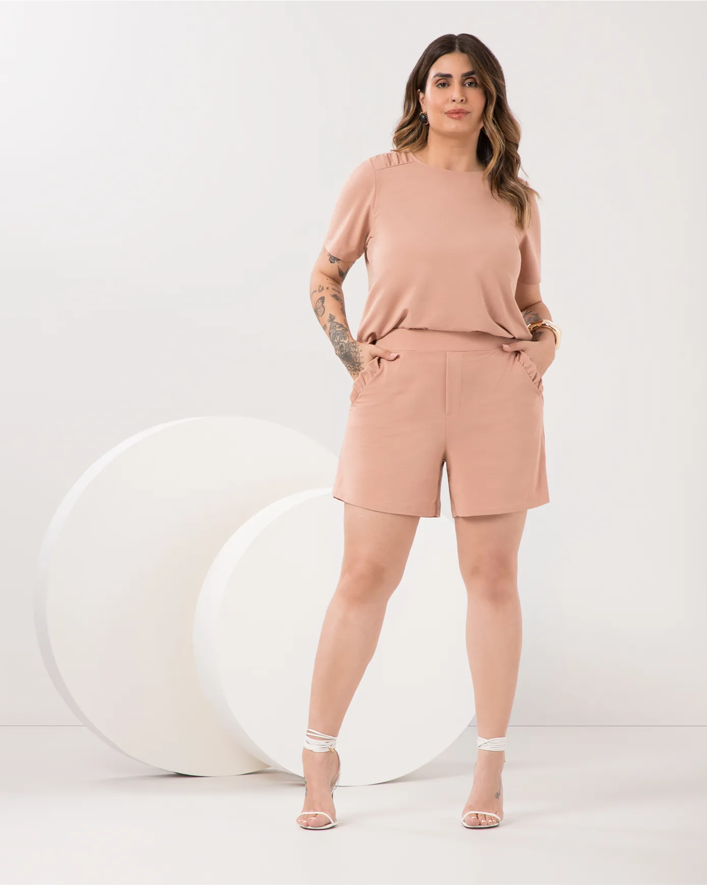 Conjunto Feminino Plus Size Blusa Manga Curta + Shorts Ref C0329 Bege