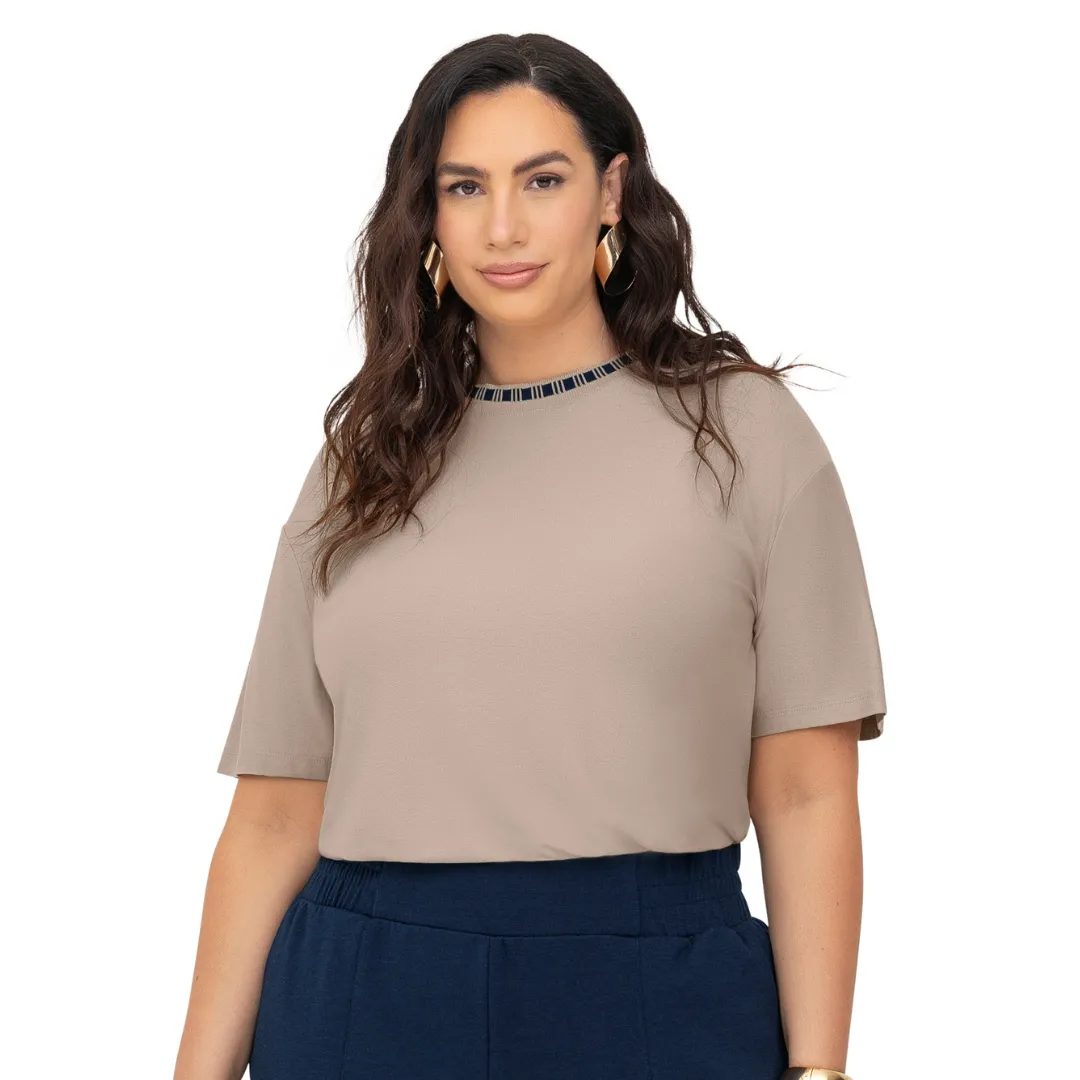 Blusa Feminina Plus Size Manga Curta Ref S01815 Bege